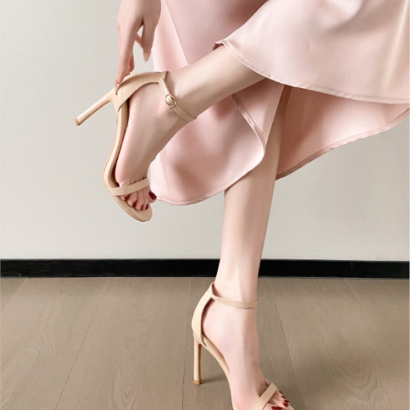Sandal slip-on model baru 2026 - Sewing Cotton ulasan dan harga