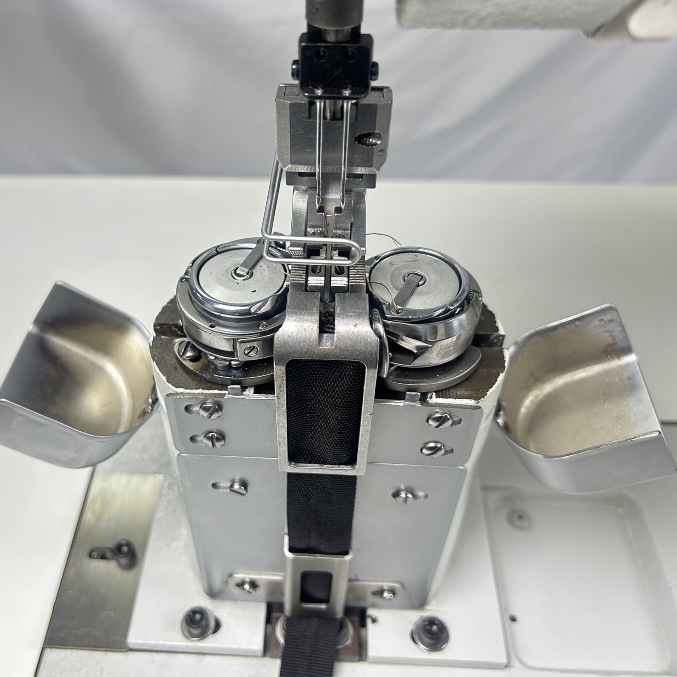 Mesin Jahit Industri Flat-Bed  - Leather Needle Heavy ulasan dan harga